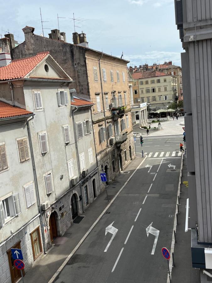Apartman Lora Apartment Rijeka Exterior foto